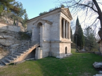 53.- Clitunno Tempietto