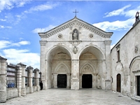 58.- Monte Sant\'Angelo, esterno